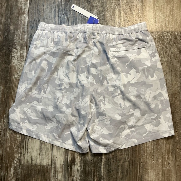 Maamgic Gray and White Swim Trunks Size XL - Picture 5 of 7